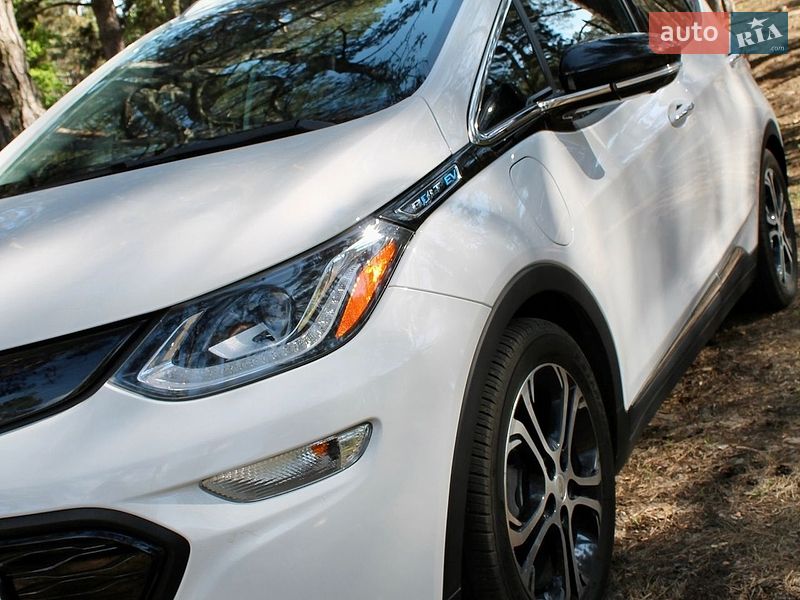 Хэтчбек Chevrolet Bolt EV 2019 в Днепре