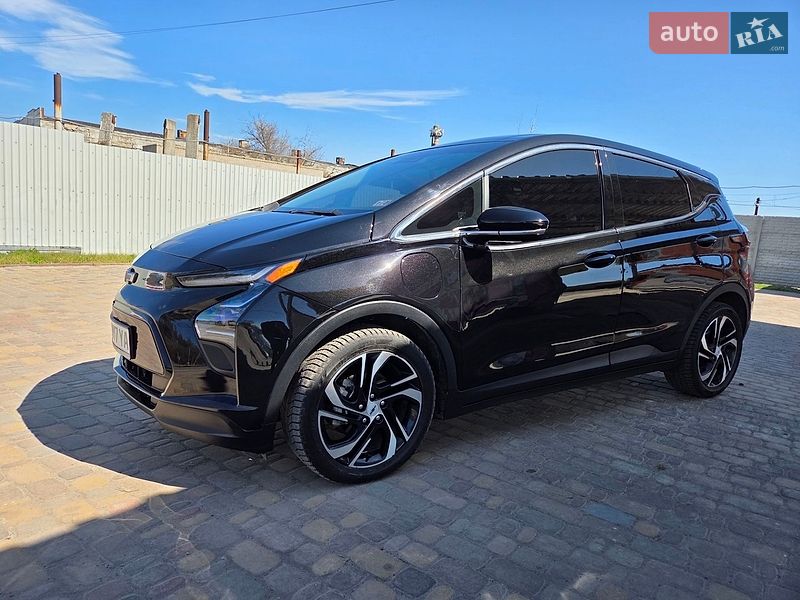 Хэтчбек Chevrolet Bolt EV 2023 в Змиеве