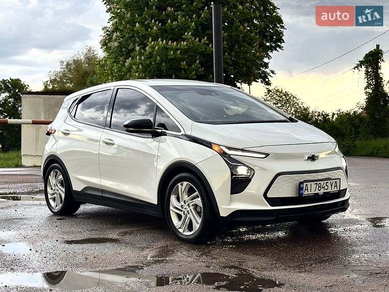 Хэтчбек Chevrolet Bolt EV 2022 в Житомире