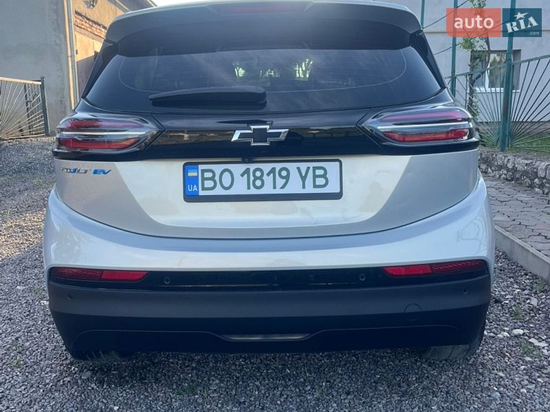 Хэтчбек Chevrolet Bolt EV 2023 в Тернополе