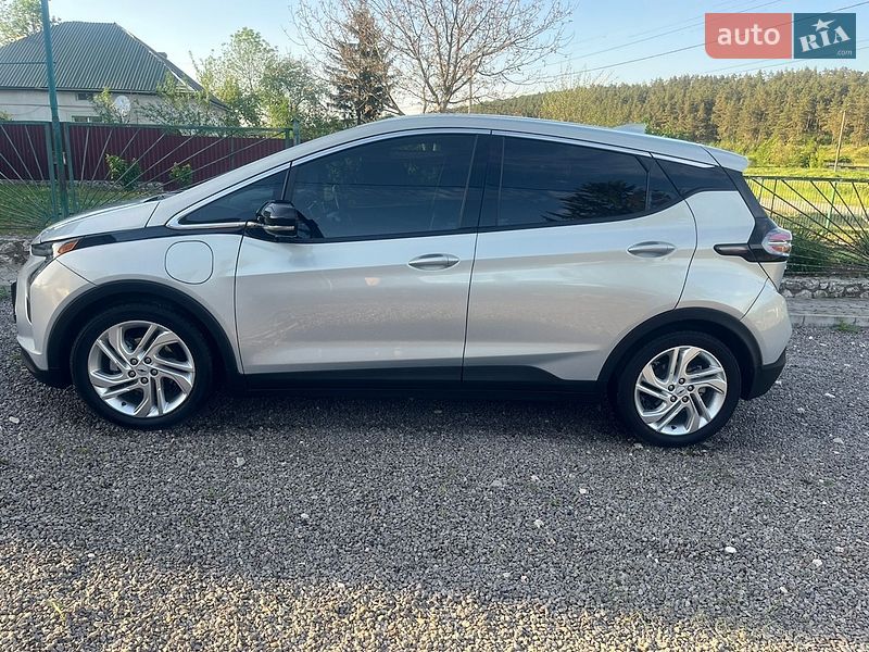 Хэтчбек Chevrolet Bolt EV 2023 в Тернополе