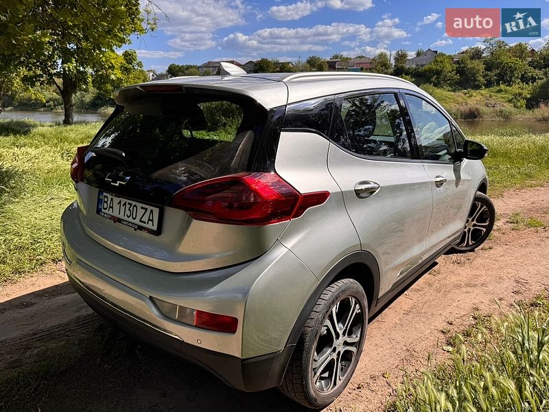 Хэтчбек Chevrolet Bolt EV 2017 в Первомайске