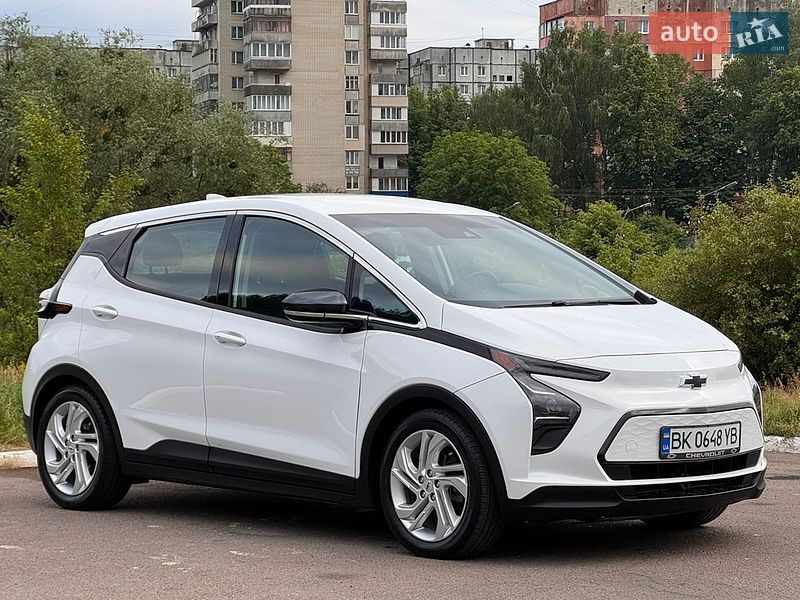 Хэтчбек Chevrolet Bolt EV 2023 в Ровно
