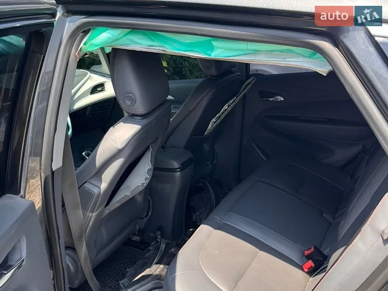 Chevrolet Bolt EV 2018 VIN 1G1FY6S03K4112444 фото оголошення 6 з 48