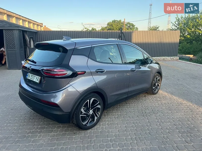 Chevrolet Bolt EV 2023 VIN 1G1FX6S04P4188913 фото оголошення 4 з 38