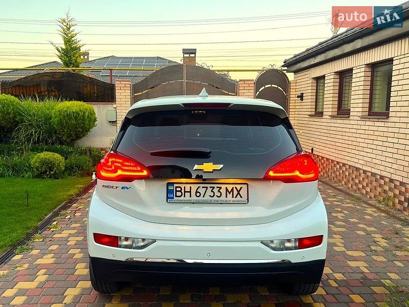 Хэтчбек Chevrolet Bolt EV 2019 в Фонтанке