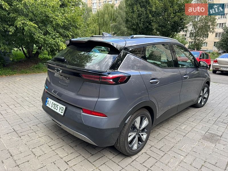 Хэтчбек Chevrolet Bolt EV 2021 в Киеве