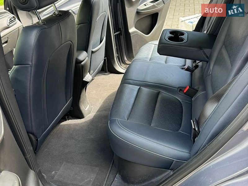 Хэтчбек Chevrolet Bolt EV 2021 в Киеве