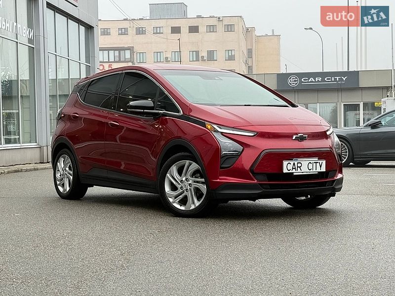 Хэтчбек Chevrolet Bolt EV 2021 в Киеве