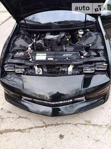 Купе Chevrolet Camaro 1995 в Миколаєві