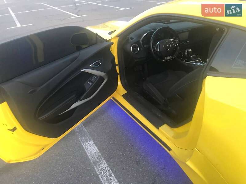 Купе Chevrolet Camaro 2017 в Киеве
