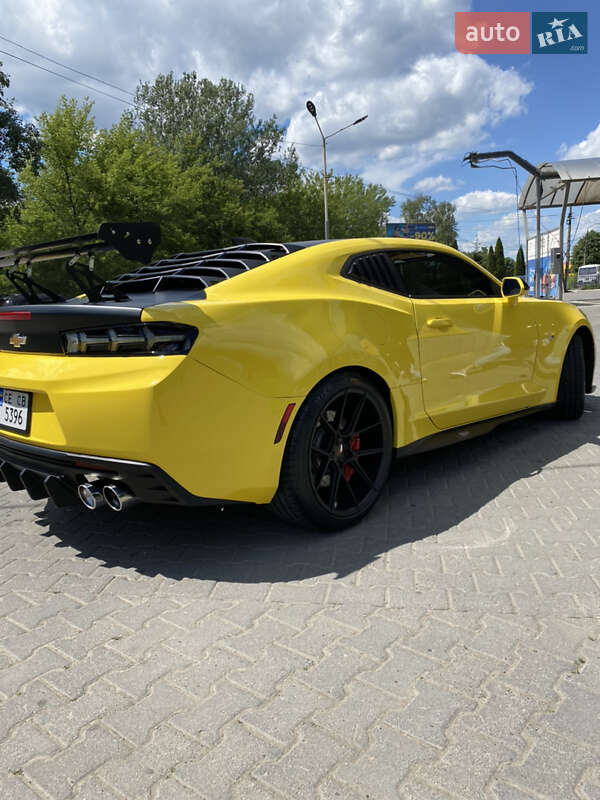Купе Chevrolet Camaro 2017 в Заставній
