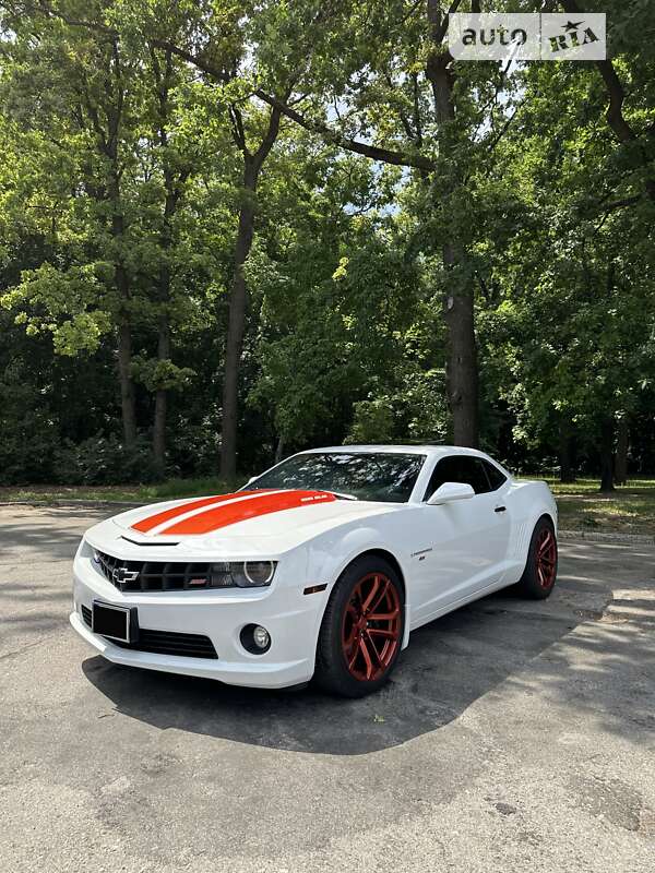 Купе Chevrolet Camaro 2010 в Киеве