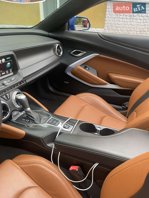 Кабриолет Chevrolet Camaro 2016 в Киеве
