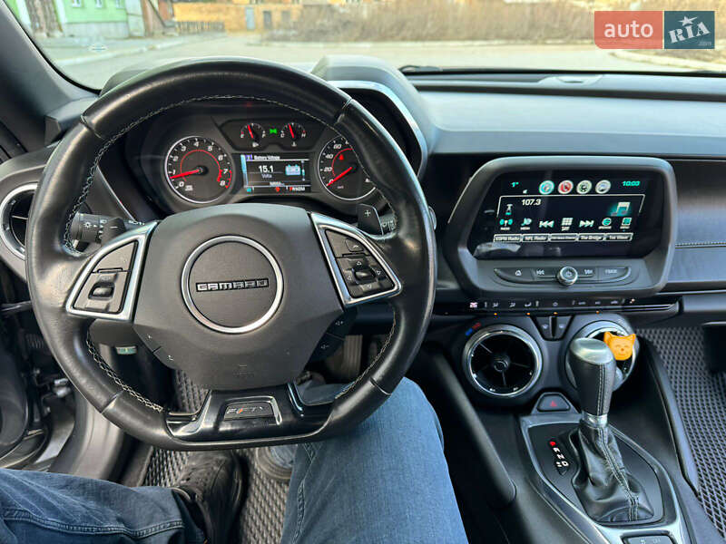 Купе Chevrolet Camaro 2017 в Ромнах