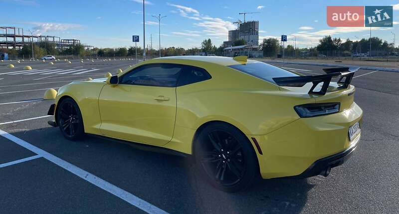 Купе Chevrolet Camaro 2017 в Киеве фото 8 Купе Chevrolet Camaro 2017 в Киеве