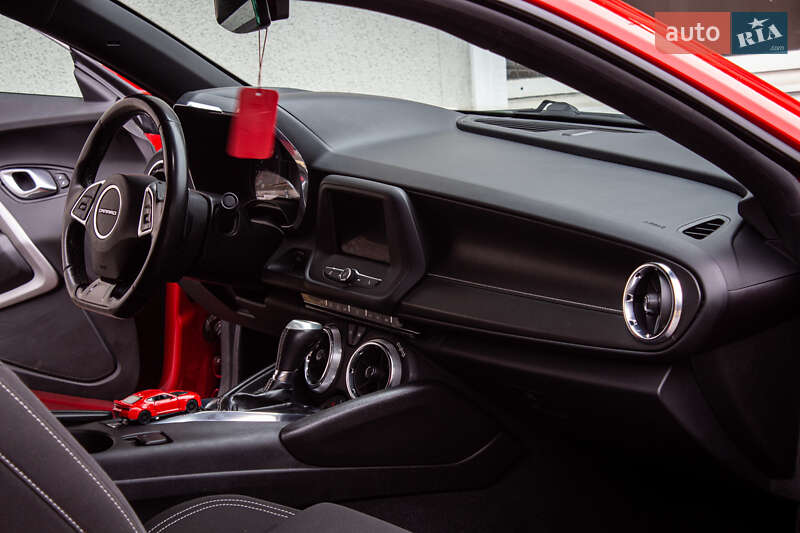 Купе Chevrolet Camaro 2019 в Львові