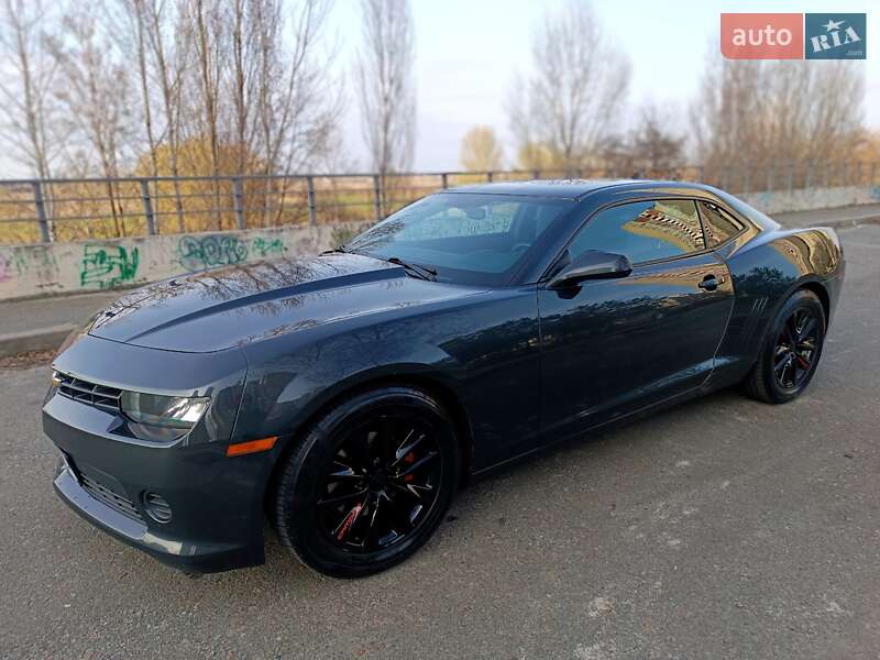 Купе Chevrolet Camaro 2015 в Киеве фото 3 Купе Chevrolet Camaro 2015 в Киеве
