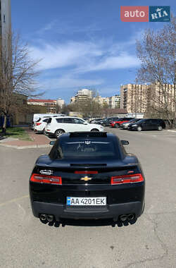 Купе Chevrolet Camaro 2015 в 