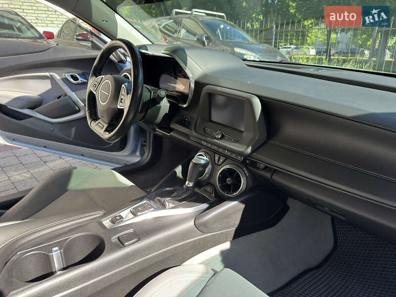 Купе Chevrolet Camaro 2017 в Львове