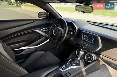 Купе Chevrolet Camaro 2016 в 