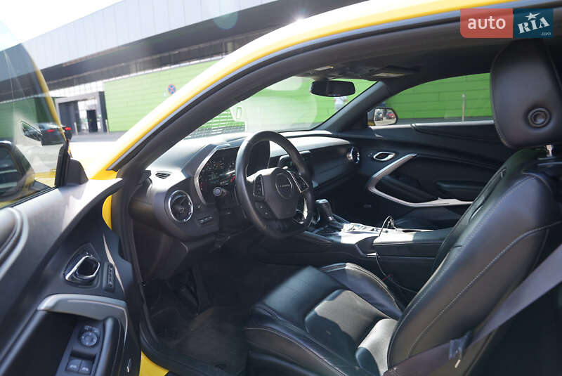 Купе Chevrolet Camaro 2016 в Києві фото 24 Купе Chevrolet Camaro 2016 в Києві