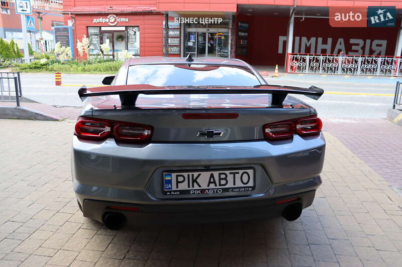 Купе Chevrolet Camaro 2019 в Львове