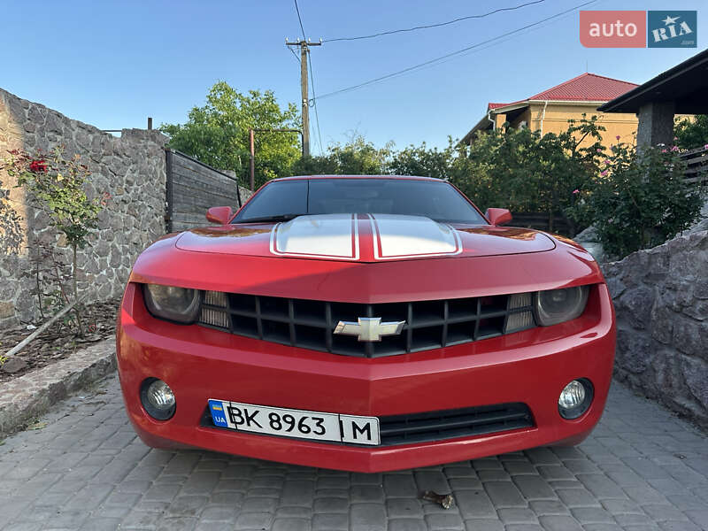 Купе Chevrolet Camaro 2011 в 