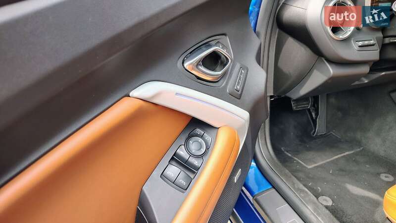 Кабриолет Chevrolet Camaro 2016 в Киеве