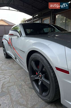 Купе Chevrolet Camaro 2012 в 