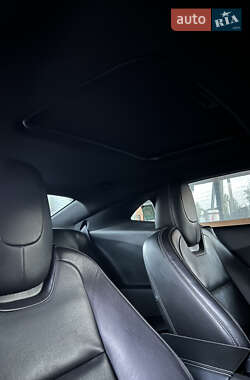 Купе Chevrolet Camaro 2012 в 