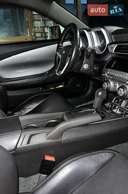 Купе Chevrolet Camaro 2012 в 