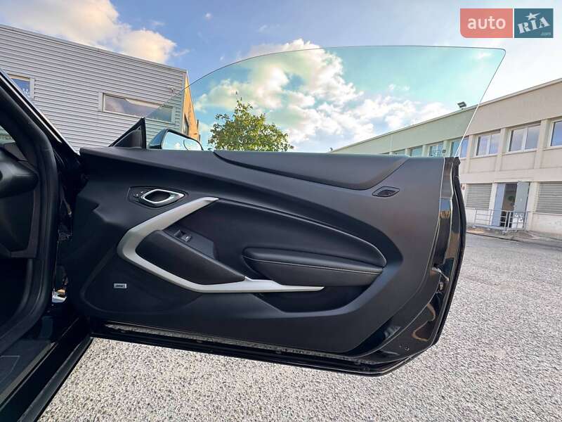 Купе Chevrolet Camaro 2016 в Киеве