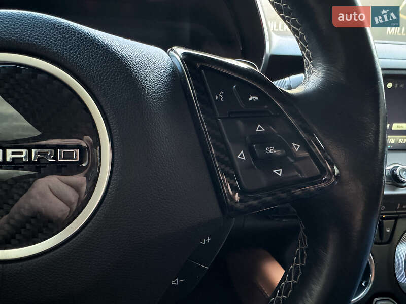 Купе Chevrolet Camaro 2016 в Киеве фото 23 Купе Chevrolet Camaro 2016 в Киеве