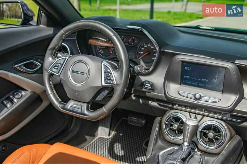 Кабриолет Chevrolet Camaro 2017 в Киеве