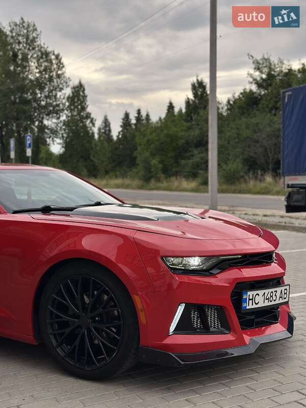 Купе Chevrolet Camaro 2019 в Львове