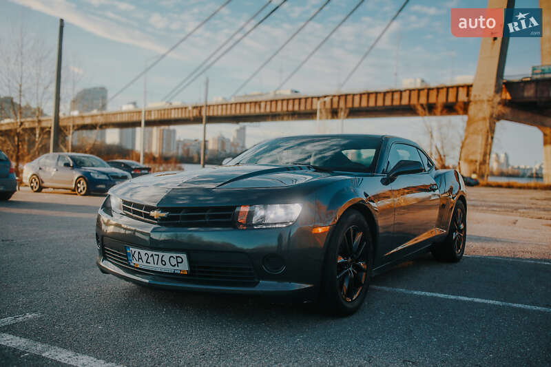 Купе Chevrolet Camaro 2015 в Киеве