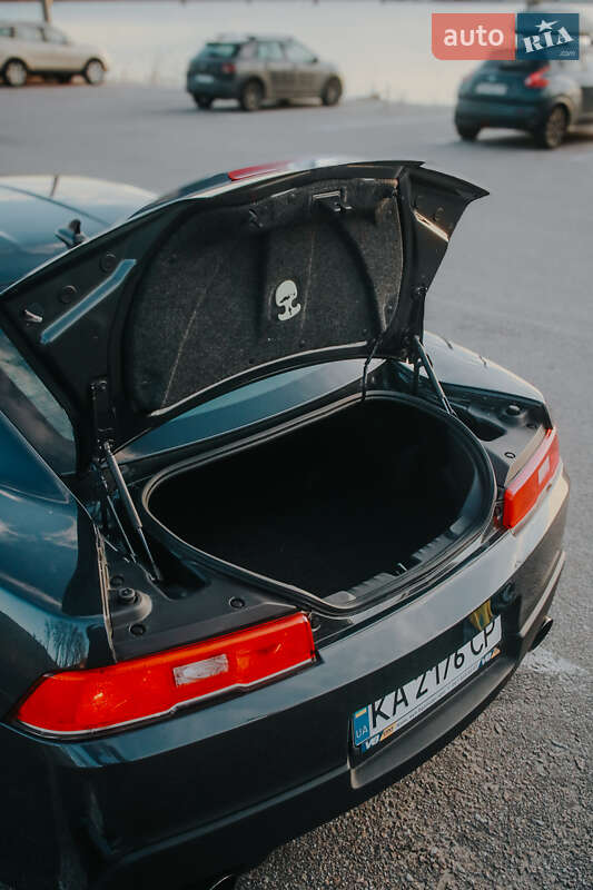 Купе Chevrolet Camaro 2015 в Киеве