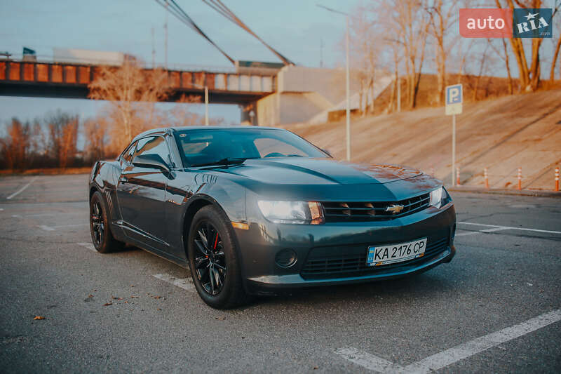 Купе Chevrolet Camaro 2015 в Киеве