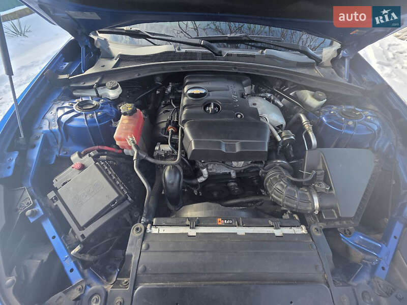 Купе Chevrolet Camaro 2016 в Дніпрі