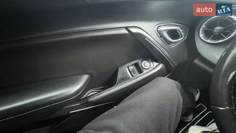 Купе Chevrolet Camaro 2019 в Запорожье