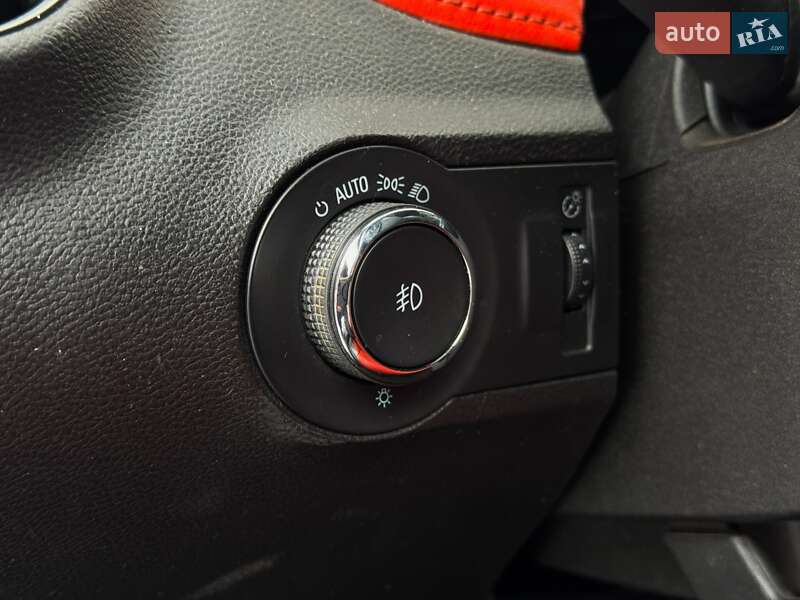 Купе Chevrolet Camaro 2015 в Киеве