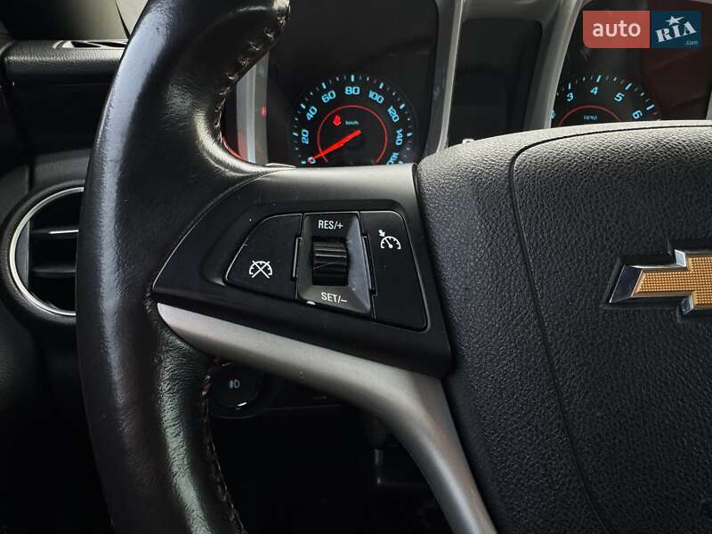 Купе Chevrolet Camaro 2015 в Киеве