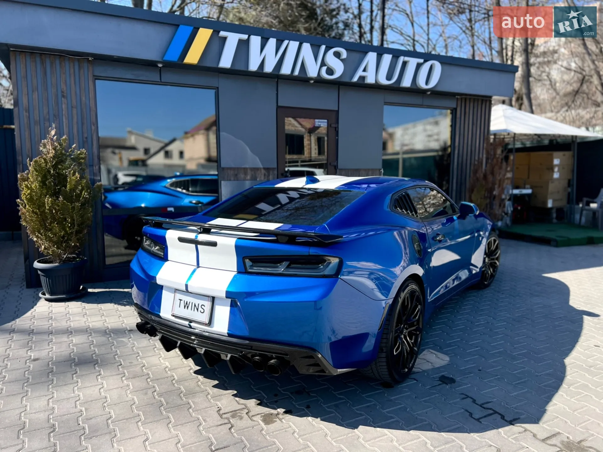 2017 Chevrolet Camaro - мініатюра 18