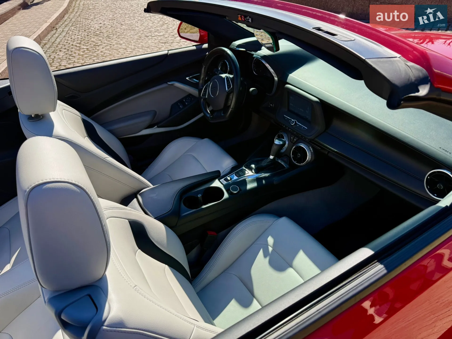 2016 Chevrolet Camaro - мініатюра 19