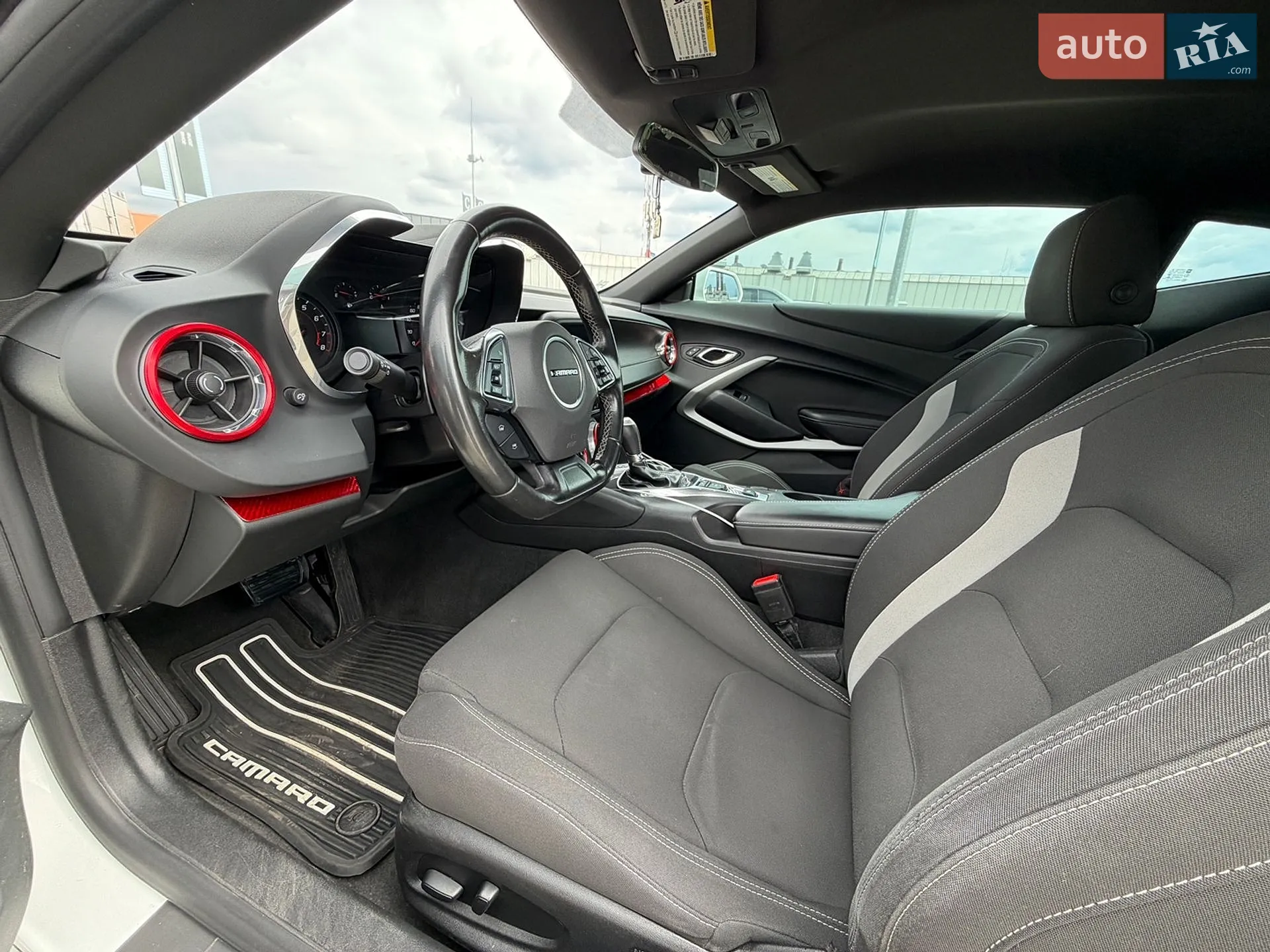 2017 Chevrolet Camaro - мініатюра 15