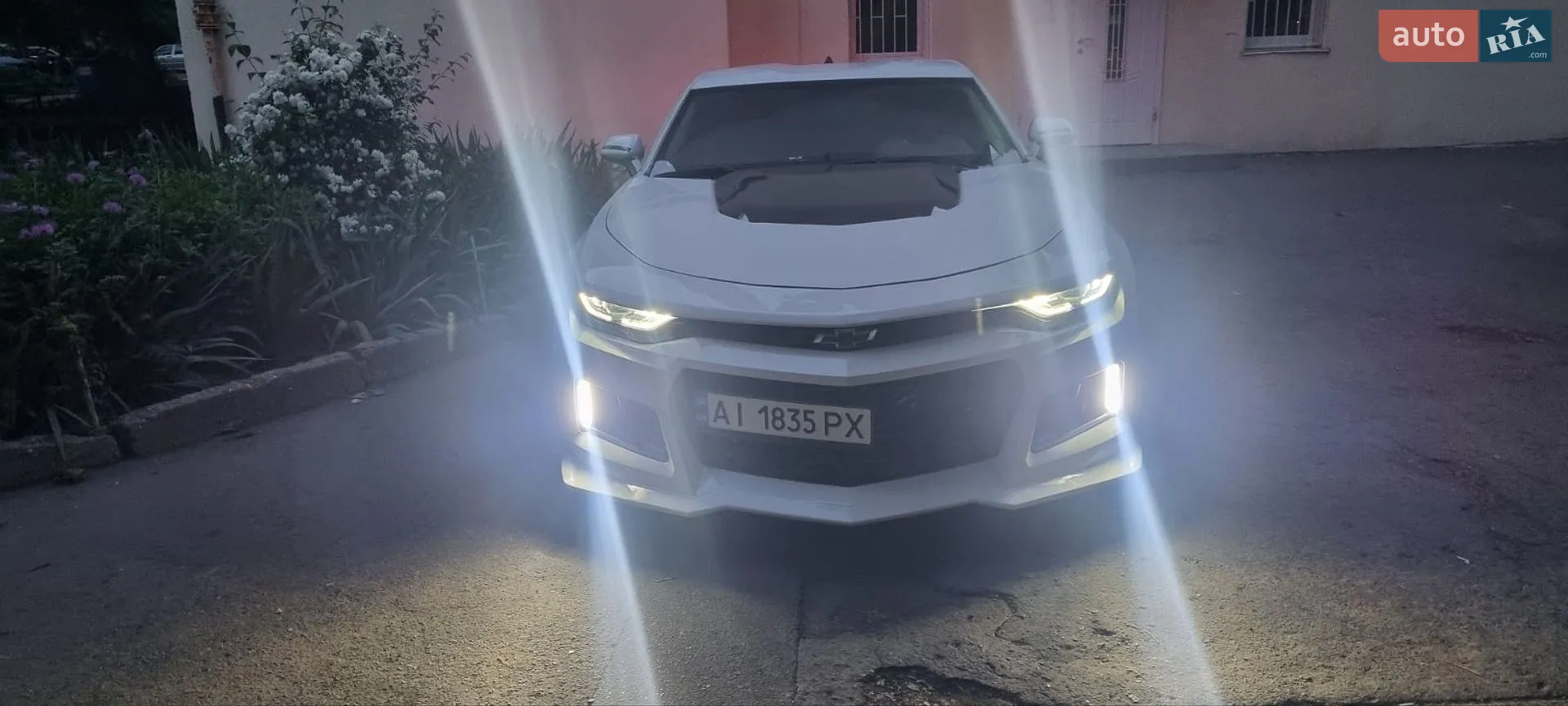 2019 Chevrolet Camaro - мініатюра 5