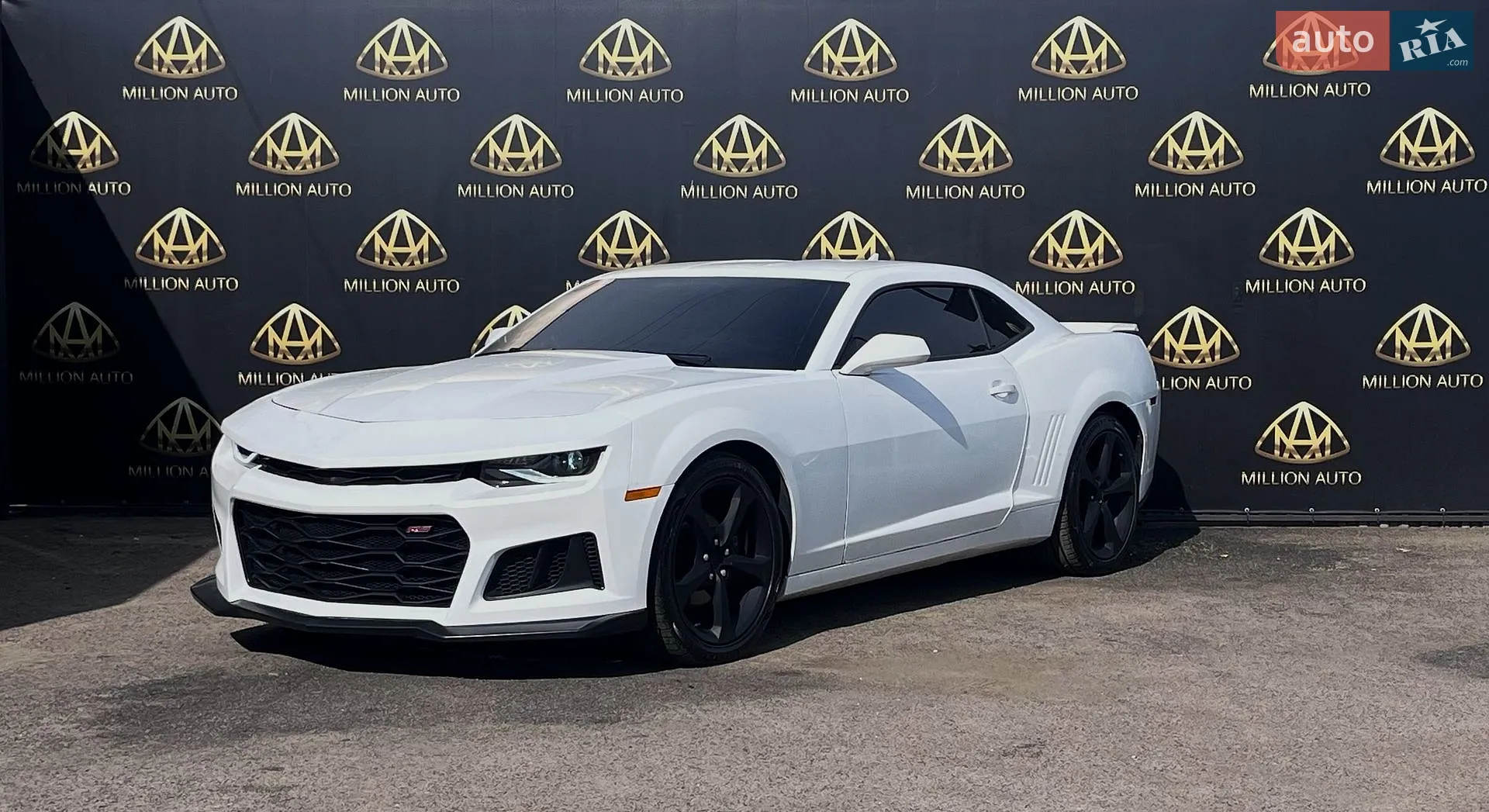 2015 Chevrolet Camaro - мініатюра 3