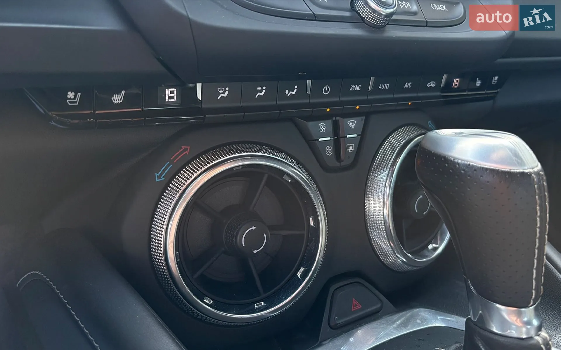 2018 Chevrolet Camaro - мініатюра 18