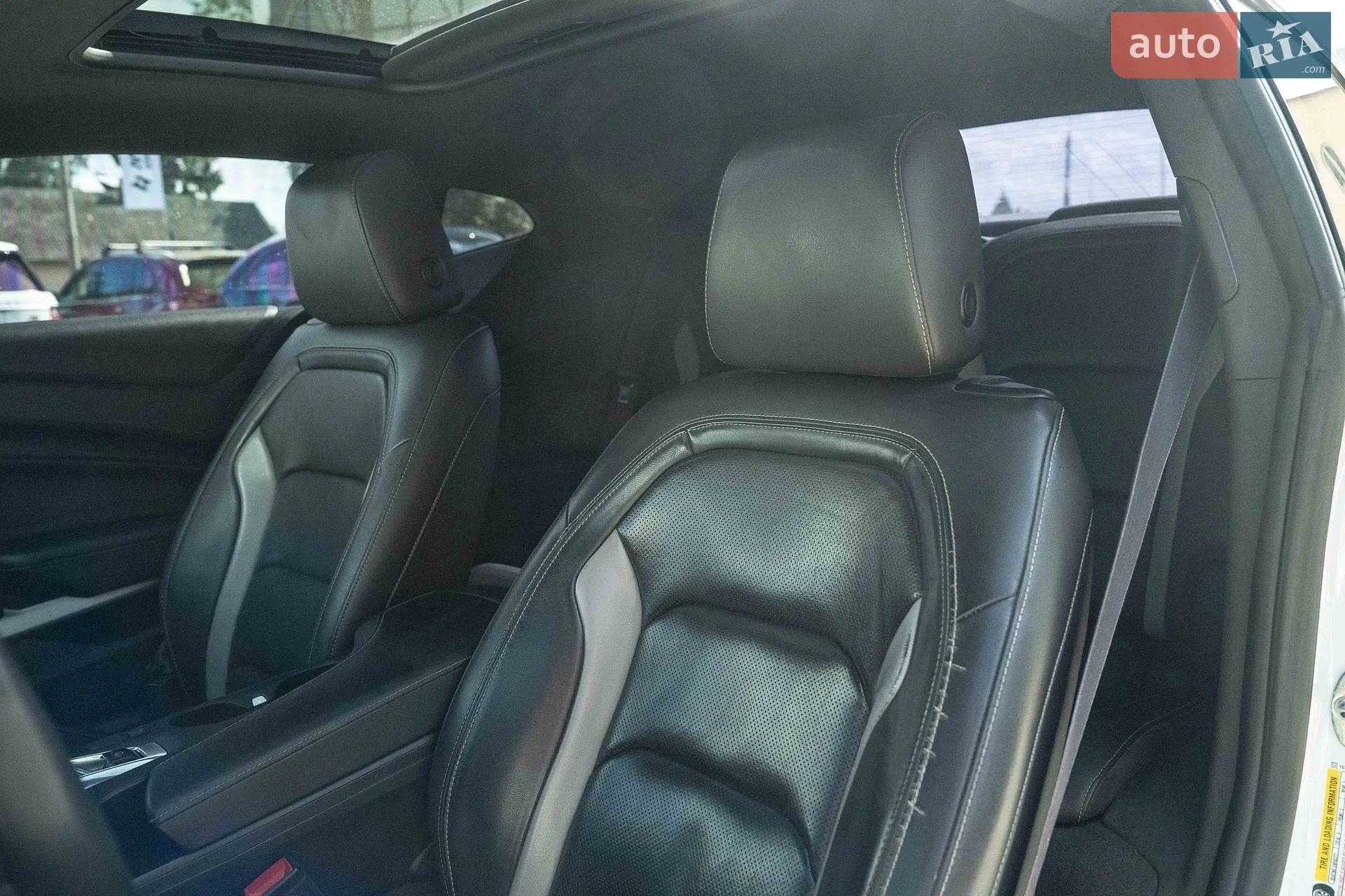 2016 Chevrolet Camaro - мініатюра 30